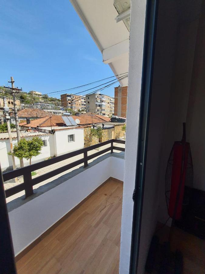 Vila 32 Berat Exterior foto