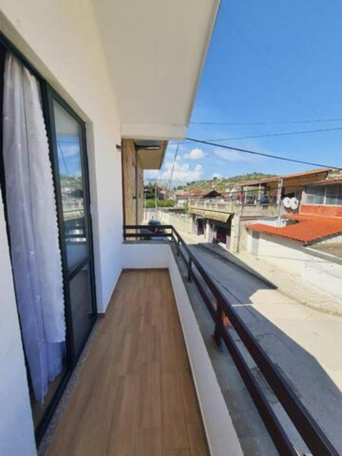 Vila 32 Berat Exterior foto